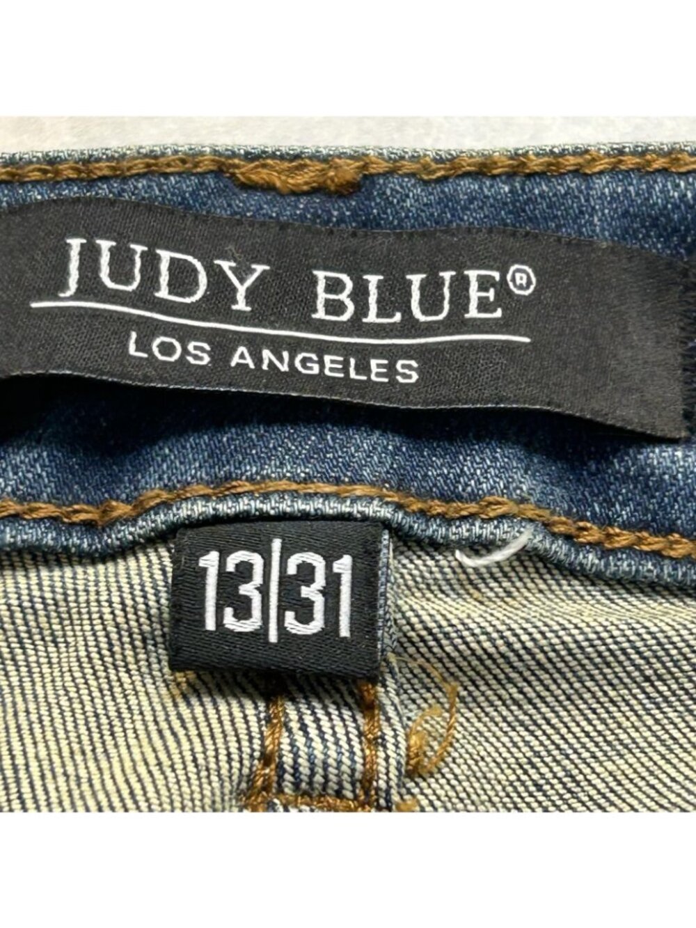 Judy Blue Flare Fit Jeans Womens 13/31 Med Blue High Rise Stretch Denim JB88172 - Picture 4 of 16